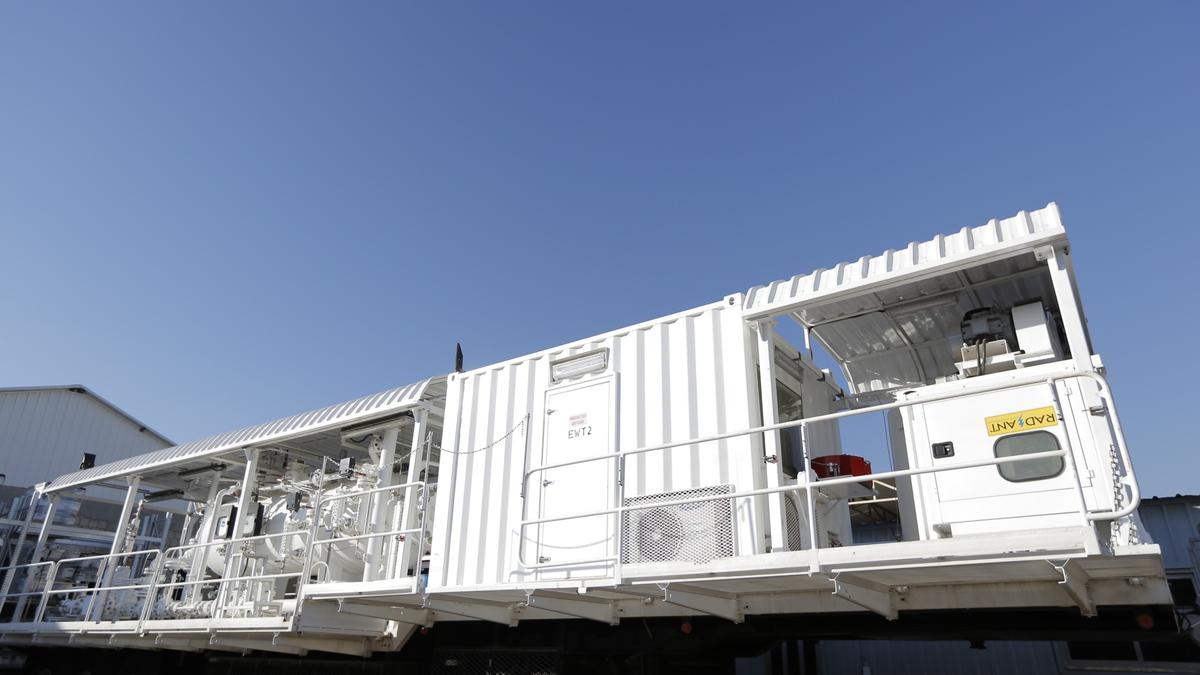 GOFSCO well testing trailer on location